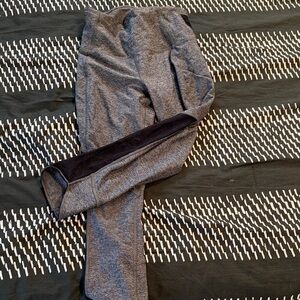 Lululemon cropped pocket legging